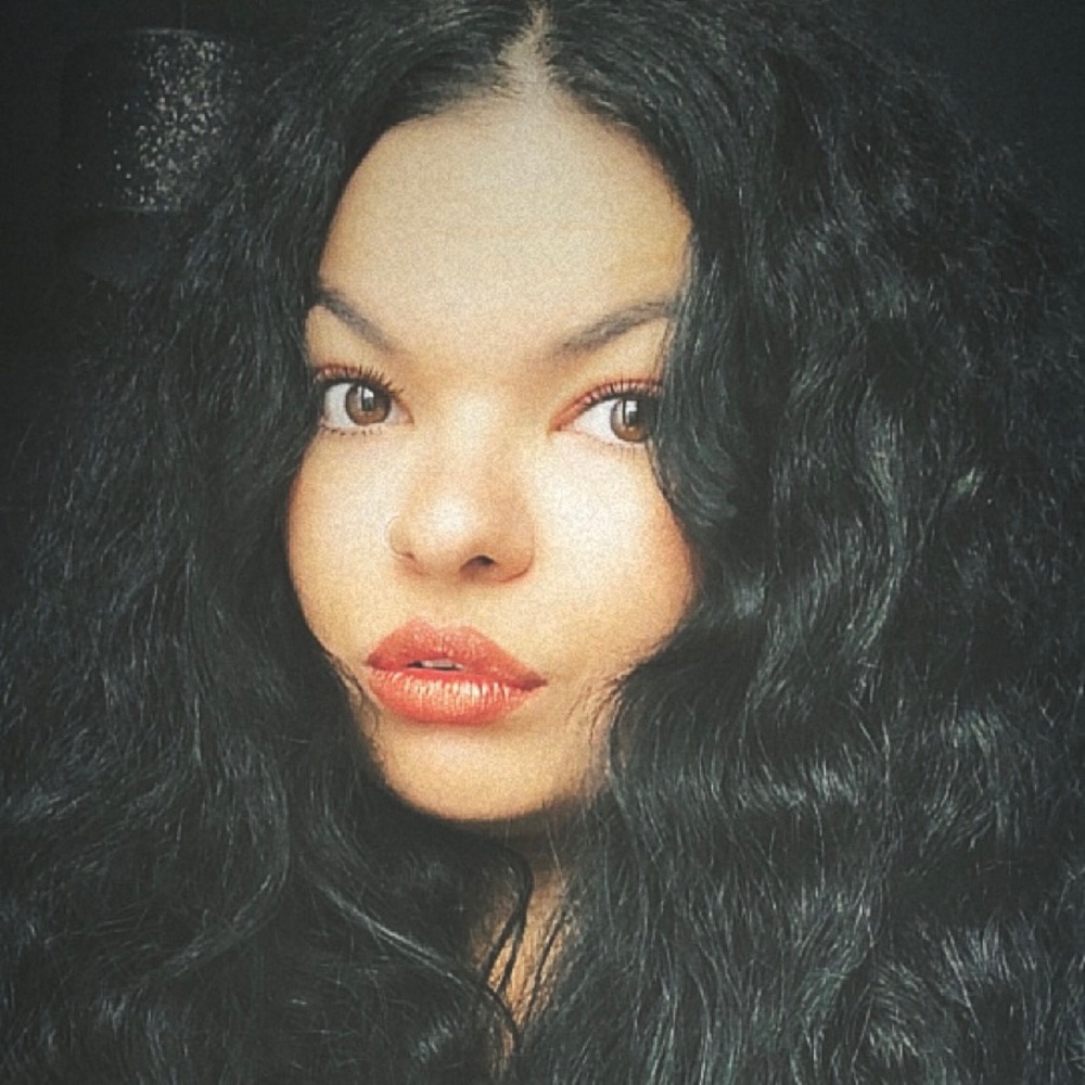 Meet your Posher, Kirstie